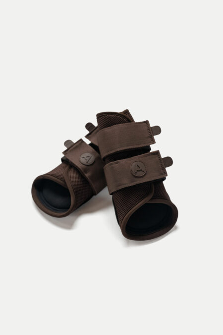 Amiko Brushing Boots, Dark Brown