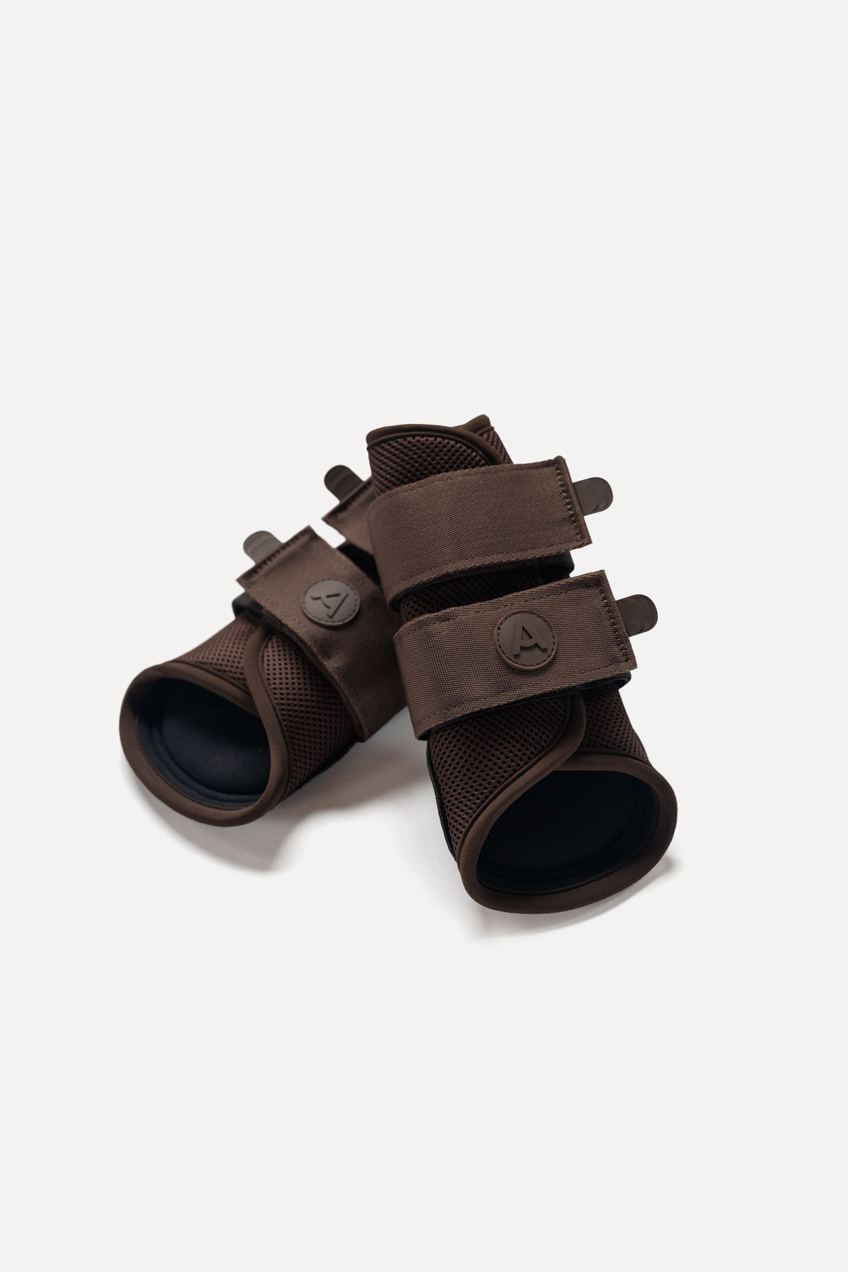 Bottes de brossage essentielles Amiko, marron foncé