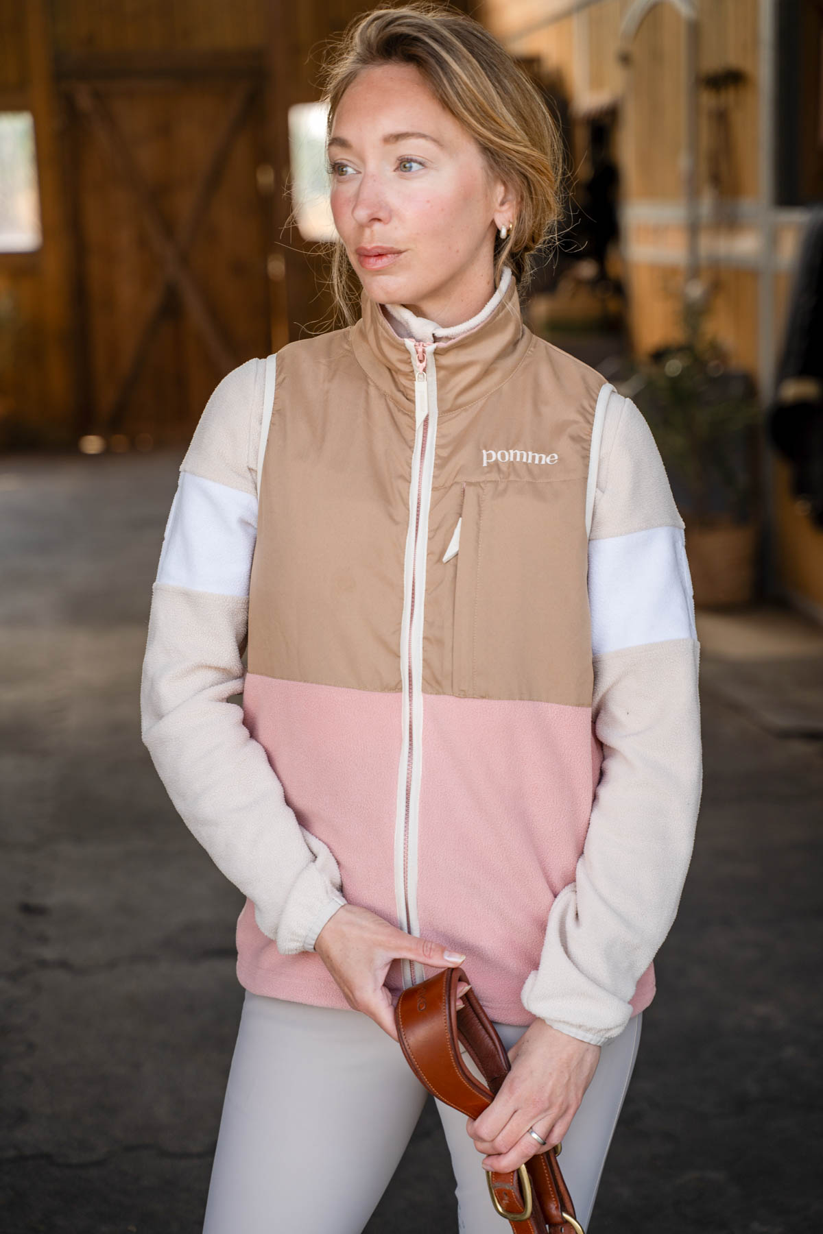 Pomme Bonnie Vest, Row Dawn