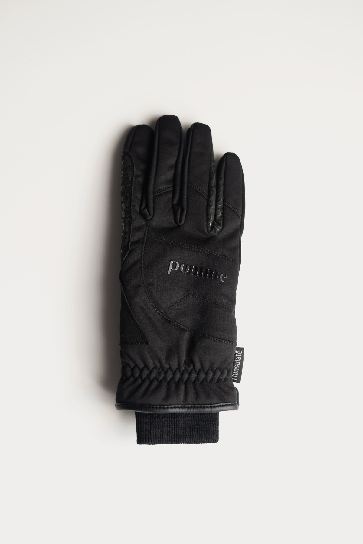 Pomme, Hailey Winter, Negro